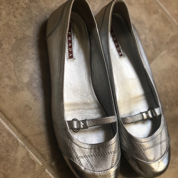 Prada flats - Picture 2 of 3